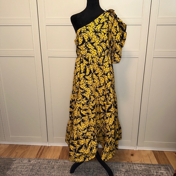 Farm Rio Banana One-Shoulder Midi Dress - Picture 5 of 16